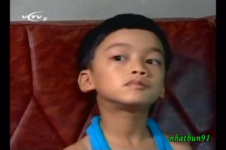 Hình ảnh Hà Duy lanh lợi trong bộ phim "Xin hãy tin em".