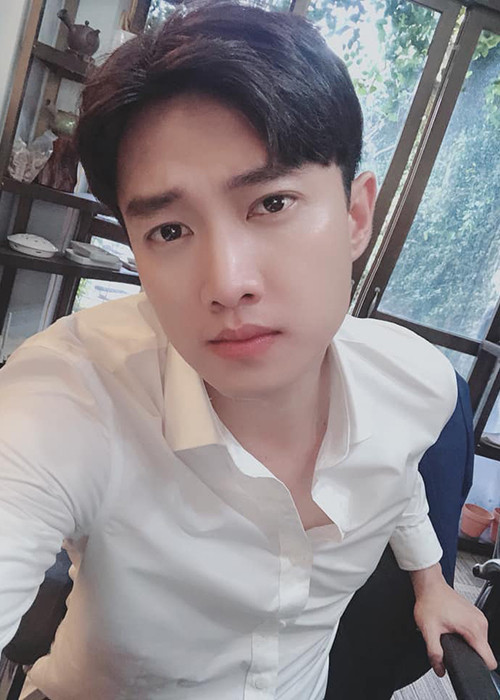 Từ khi bước chân vào showbiz, Quốc Trường gần như sạch scandal. Đây được xem là một trong những lý do đến nay, anh được nhiều khán giả yêu mến.