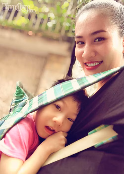 Nữ diễn viên hiện vẫn làm mẹ đơn thân. Ảnh: Em đẹp