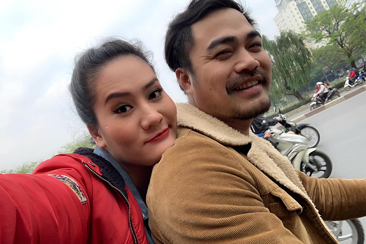 Đảm nhận vai Xinh trong "Về nhà đi con" là diễn viên Minh Cúc.