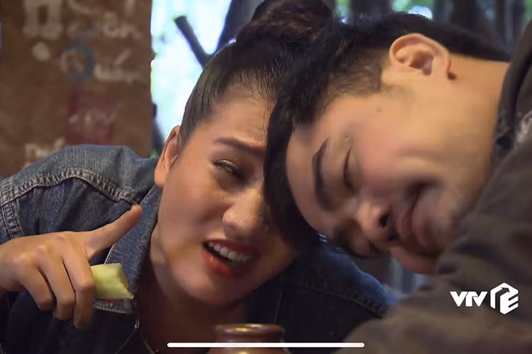 “Ke thu 3” hot nhat phim “Ve nha di con” ngoai doi ra sao?