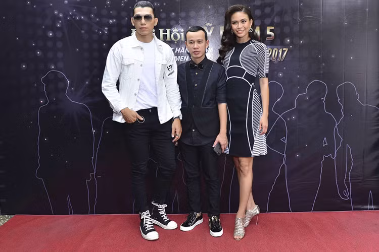 Là người nắm bản quyền Hoa hậu Trái đất tại Việt Nam, Phúc Nguyễn đáp trả Mâu Thủy. Anh tố người đẹp thiếu trung thực, đố kỵ và kém thông minh. Ảnh: FBNV