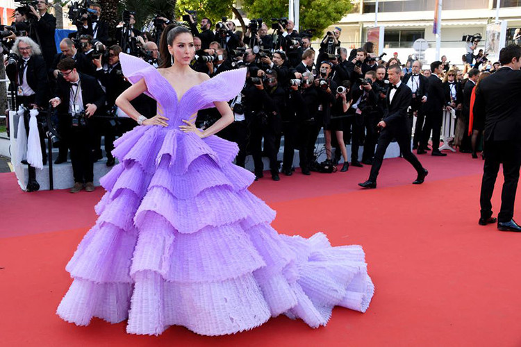 Sririta Jensen là một trong những mỹ nhân mặc đẹp nhất liên hoan phim Cannes 2019 ngày thứ 2.