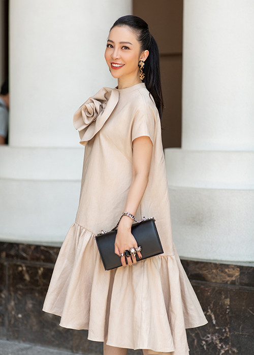 Nghệ sĩ múa Linh Nga có mối quan hệ khá thân thiết với Hà Kiều Anh.