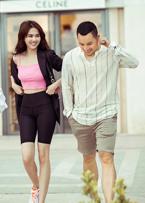 Khi Ngọc Trinh bị Vũ Thu Phương đá xéo, Khắc Tiệp lên tiếng bênh vực Ngọc Trinh.