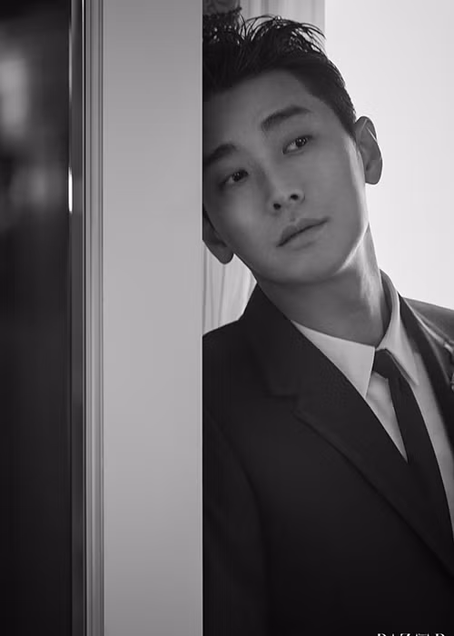 Tài tử nỗ lực tẩy trắng scandal bằng chính khả năng diễn xuất.