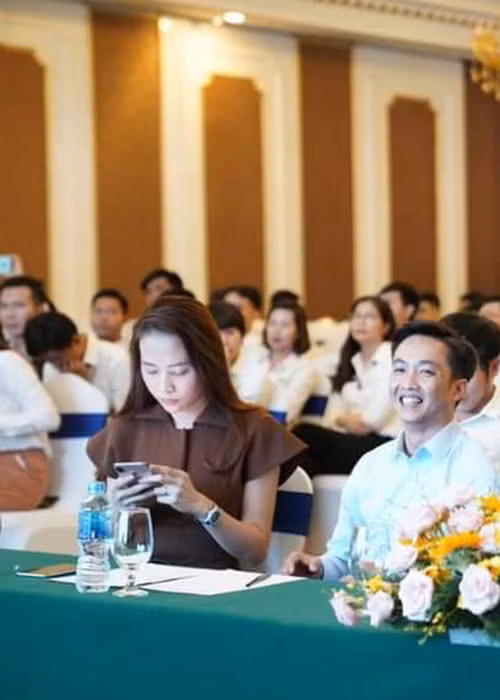 Cường Đô la thường xuyên dành những lời có cánh cho Đàm Thu Trang, đặc biệt sau khi cả hai làm lễ ăn hỏi.