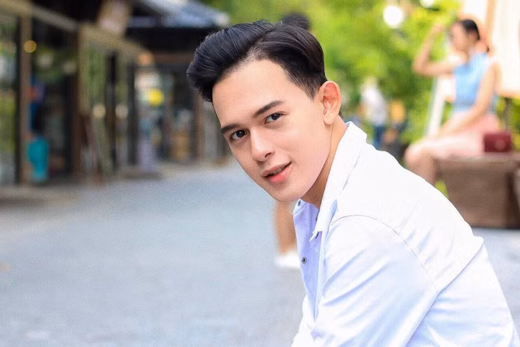 Trong cuộc phỏng vấn trên VTV, Quang Anh chia sẻ anh sẽ tiếp tục diễn xuất và tham gia một cuộc thi âm nhạc trong vài năm tới nếu anh cảm thấy tự tin hơn vào bản thân. Ngoài ra, Quang Anh còn muốn trở thành một biên tập viên truyền hình.