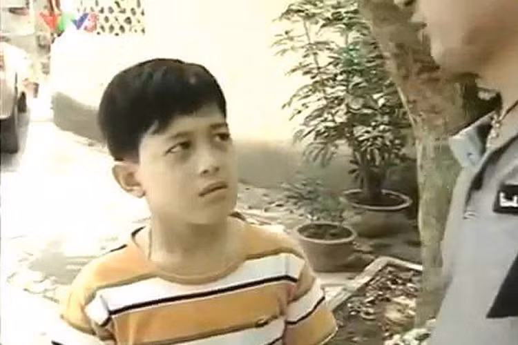 Hình ảnh Quang Anh trong một bộ phim khi anh còn nhỏ.