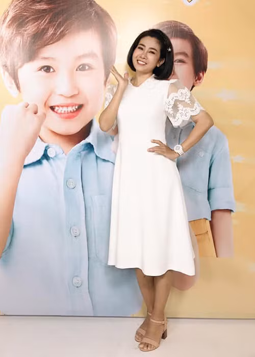 Gần đây, Mai Phương cũng cập nhật hình ảnh rạng rỡ của mình để trấn an mọi người.