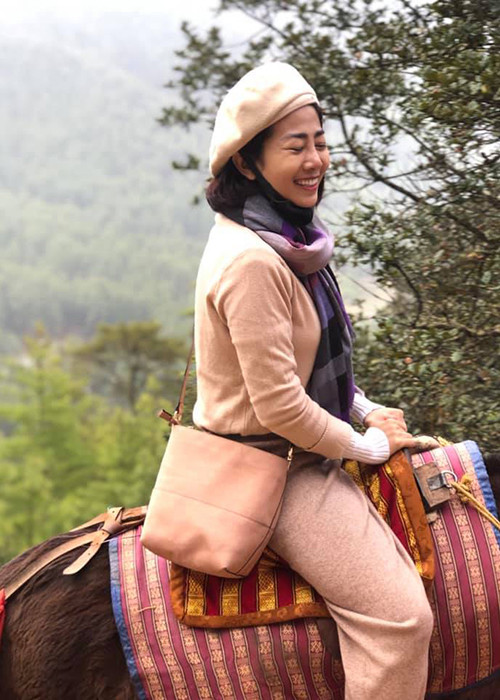 Ốc Thanh Vân chia sẻ, Mai Phương không thể đến viếng nghệ sĩ Lê Bình bởi sau chuyến du lịch Bhutan, gương mặt của Mai Phương bị sưng phù.