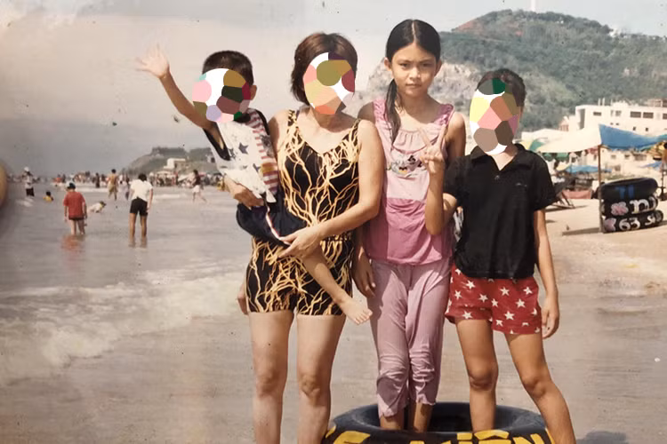 Chân dài sinh năm 1992 sở hữu nước da ngăm đen từ bé.