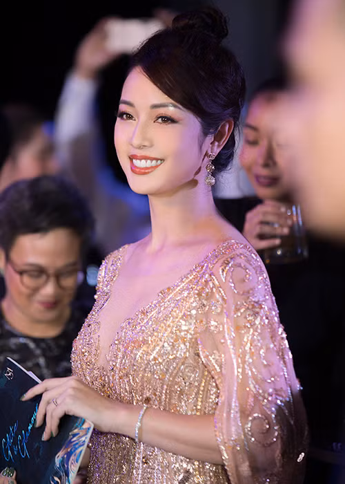 "Jennifer cũng xin được gửi lời xin lỗi đến mọi người vì đã khiến mọi người phải lo lắng cho Jennifer trong mấy ngày qua. Vì mình mà làm ảnh hưởng đến người khác là điều mà Jennifer không bao giờ mong muốn", cô nói thêm.