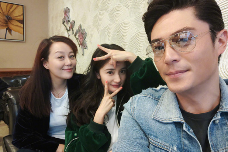 Hoắc Kiến Hoa đang quảng bá bộ phim mới mà anh đóng cùng Dương Mịch.