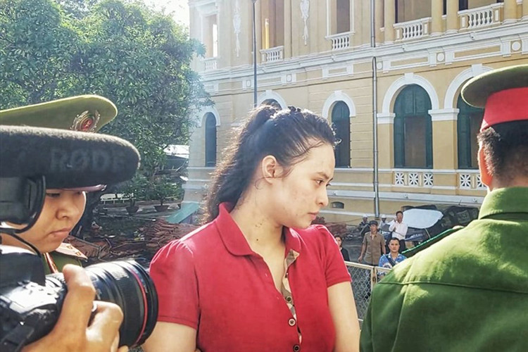 Hot girl cũng tăng cân so với hồi mới nổi tiếng trên mạng xã hội. Ảnh: Lao động