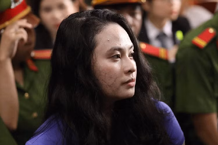 Ngọc Miu dường như không trang điểm trong phiên tòa xét xử mới đây. Ảnh: Vietnamnet