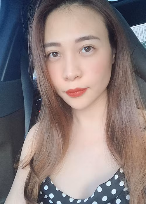 Cuộc sống của nữ ca sĩ gốc Tày bên Cường Đô la luôn trở thành tâm điểm của dư luận.