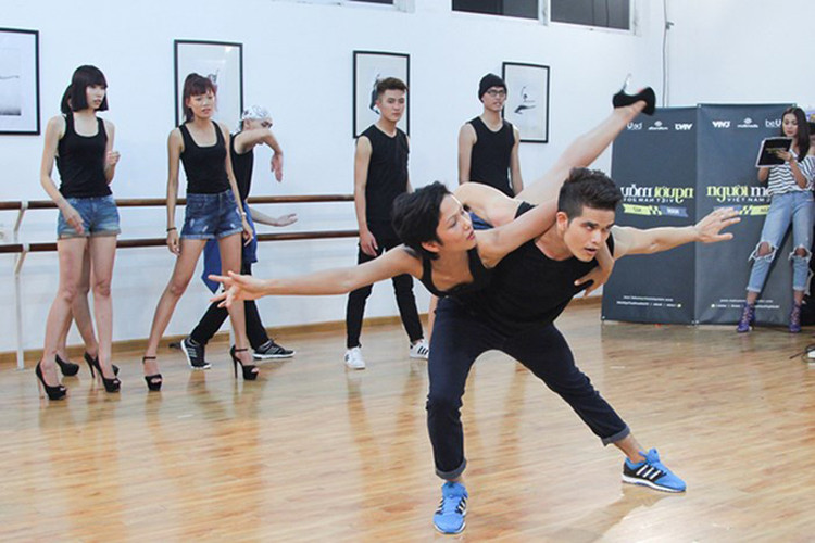 K'Brơi thực tế là bạn thân của H'hen Niê.