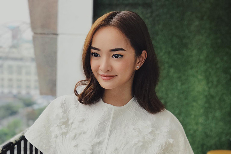 Kaity Nguyễn cũng là một trong những mỹ nhân Việt gây sốc với cảnh nóng trên phim khi chưa 18 tuổi.