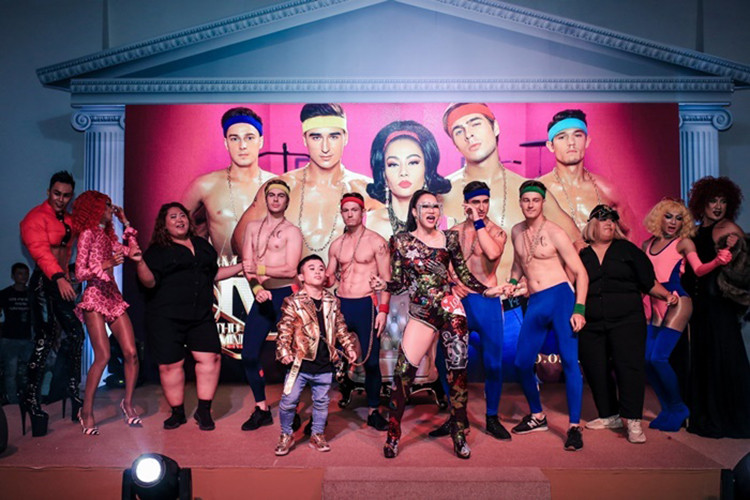 Tại sự kiện, Thu Minh nói về từ diva cô sử dụng không mang ý nghĩa là nữ danh ca mà có nghĩa là đẳng cấp, ít đụng hàng, vẻ vang và ấn tượng. Ảnh: Vietnamnet