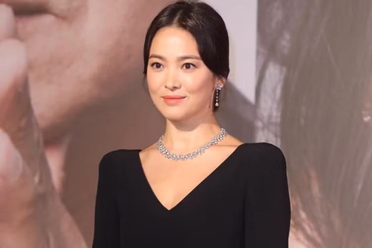 Dù đã kết hôn được 2 năm nhưng Song Hye Kyo và Song Joong Ki vẫn chưa có tin vui. Đáng chú ý, từ đầu năm đến nay, cả hai còn bị đồn ly hôn.