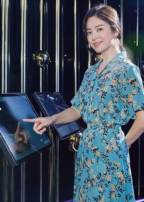 Nàng ngọc nữ màn ảnh xứ Hàn được khen trẻ trung nhưng lộ dấu hiệu lão hóa. Ảnh: Naver