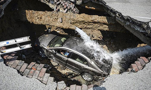 Hai hung khi nhung ho tu than khong lo “nuot chung” duong pho