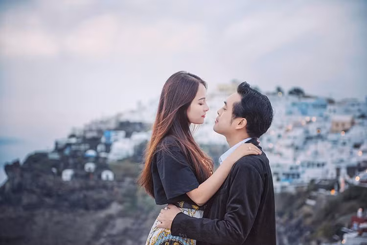 Chuyện tình giữa Dương Khắc Linh và Ngọc Duyên được công khai vào tháng 11/2018. Ảnh: FBNV