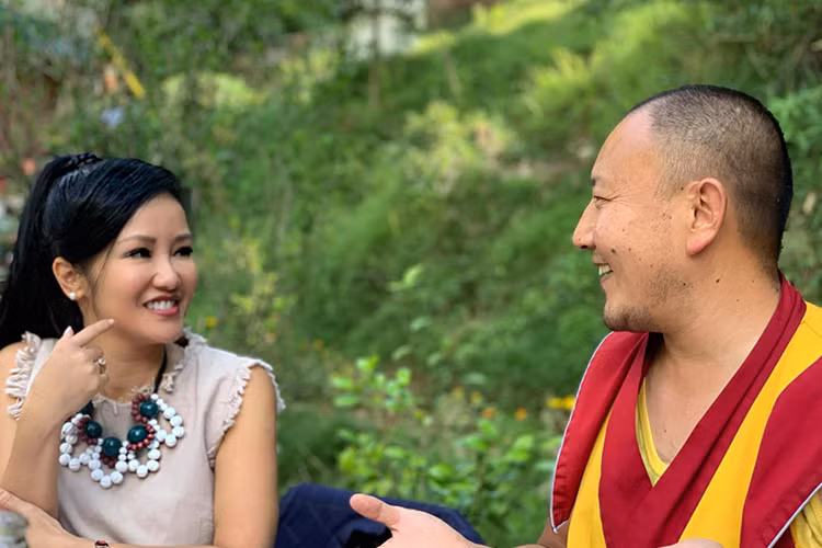 Chồng cũ hạnh phúc bên vợ mới còn Hồng Nhung làm mẹ đơn thân.