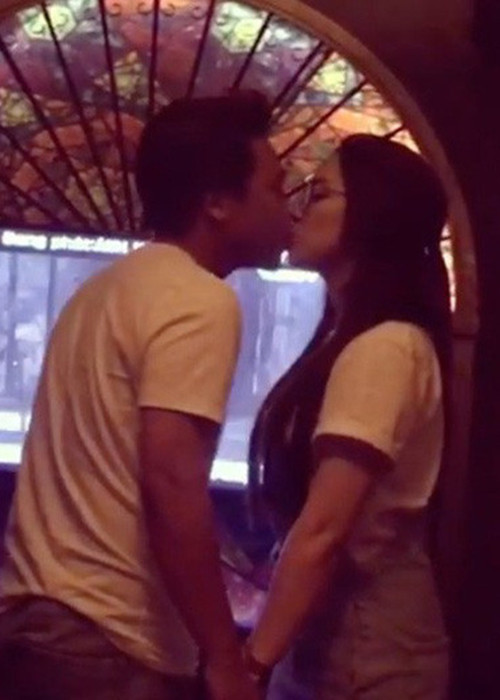 Sau 1 năm công khai hẹn hò, Hòa Minzy và bạn trai doanh nhân có vô số những khoảnh khắc mặn nồng bên nhau. Ảnh: Yeah1