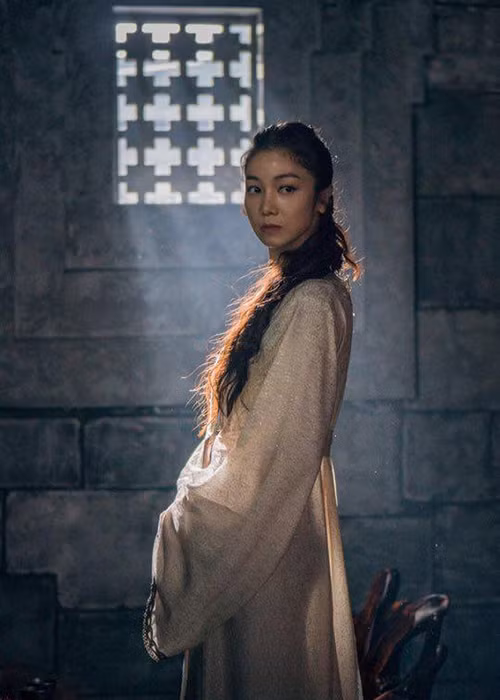 Tin đồn về Kim Ok Bin và cuộc hôn nhân của Song Hye Kyo đến nay vẫn chỉ là những đồn đoán. Ảnh: Thời đại plus