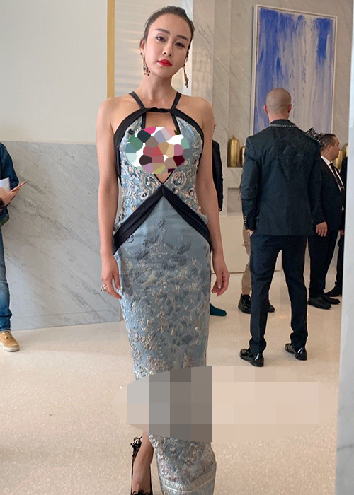 Trang phục hở bạo khiến Di Nhã nhận được sự chú ý của báo chí Cannes năm nay.