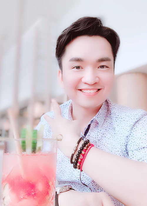 MC Hạnh Phúc cũng đã đăng ký tham gia hiến giác mạc sau khi qua đời. Ngoài ra, anh cũng gửi đơn tự nguyện hiến tặng tới Ngân hàng mắt của Bệnh viện Mắt Trung ương.