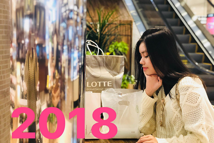 Trên trang cá nhân, mẹ của Trà My thường xuyên cập nhật hình ảnh của con gái.