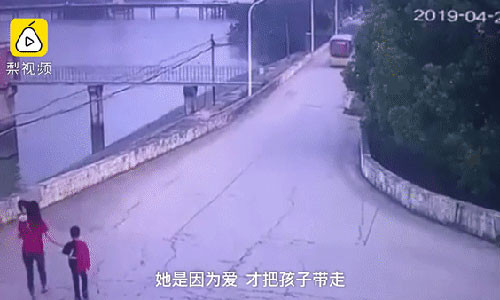 Mau thuan nha chong, vo dan 2 con lam dieu 