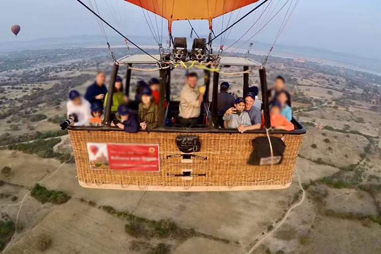 Chong cu hanh phuc ben vo moi, Hong Nhung khong ben con Ngay cua me-Hinh-4