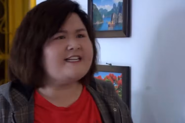 Bat ngo ve nhi nhanh ngoai doi cua “Lieu beo” phim “Ve nha di con“