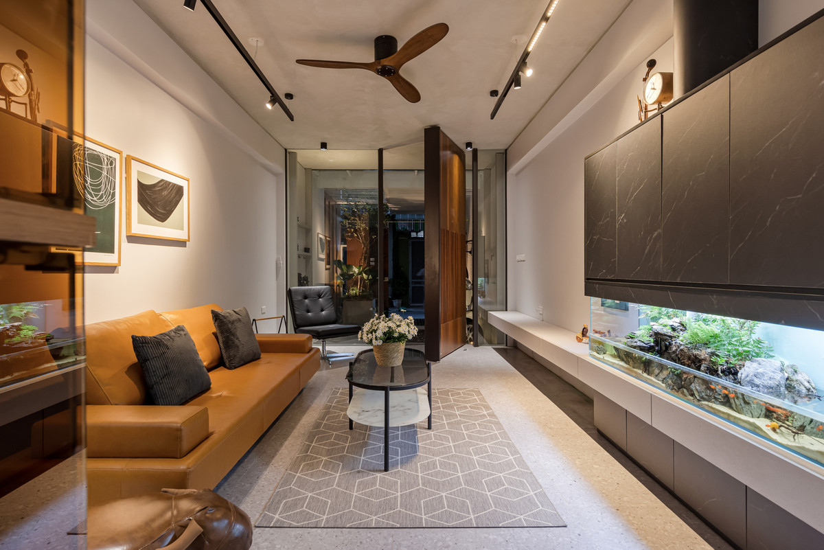 Với lối kiến trúc này, ngôi nhà theo thời gian sẽ giống như một mô hình tái cấu trúc, các thành viên trong gia đình đến và đi qua các thế hệ.