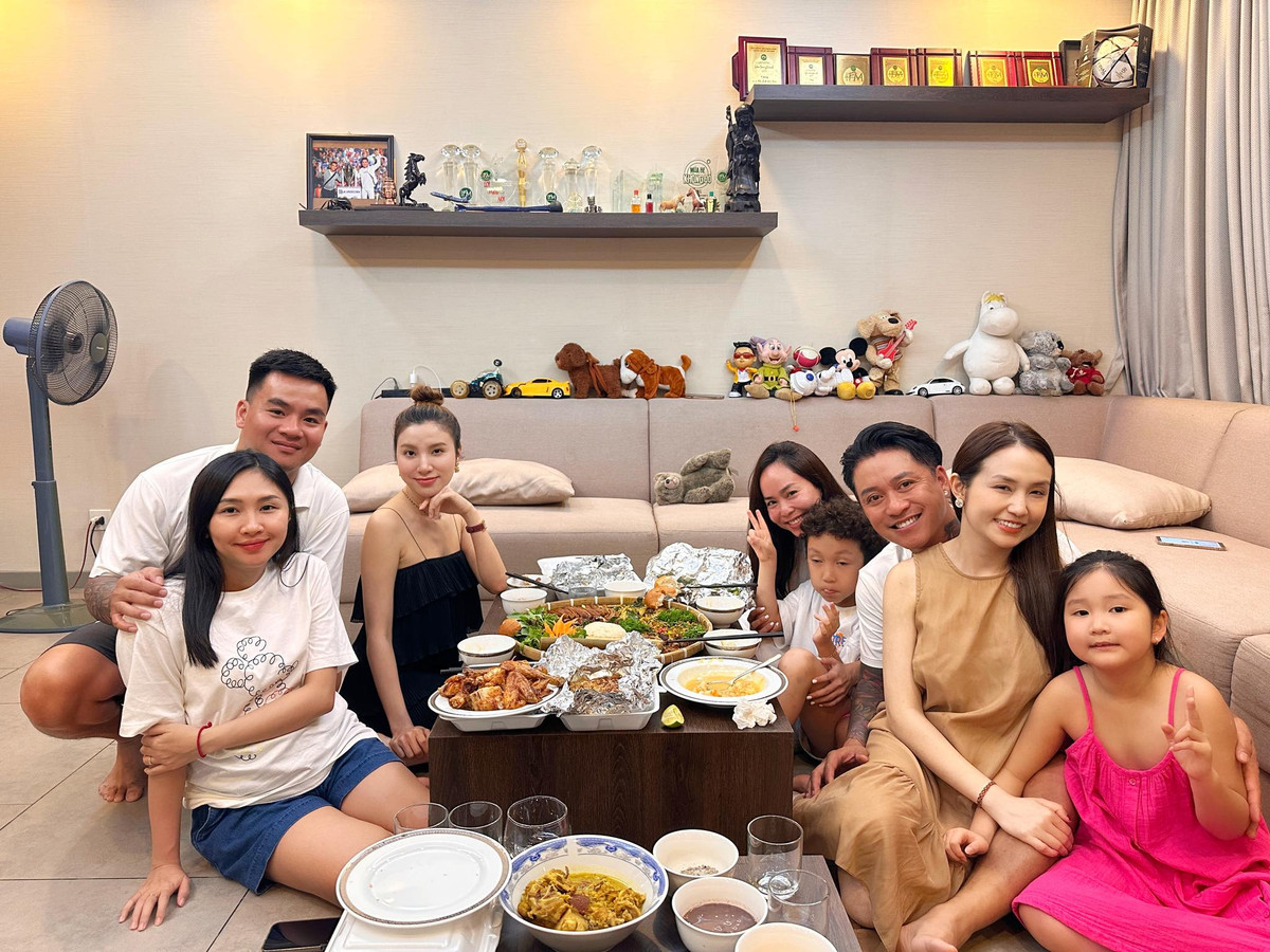 Đây là chốn đi về của Tuấn Hưng và vợ con mỗi khi vào Nam.