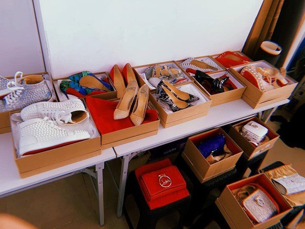 Hoàng Thuỳ Linh ít khi shopping, nhưng khi đã shopping thì số lượng chất thành núi.