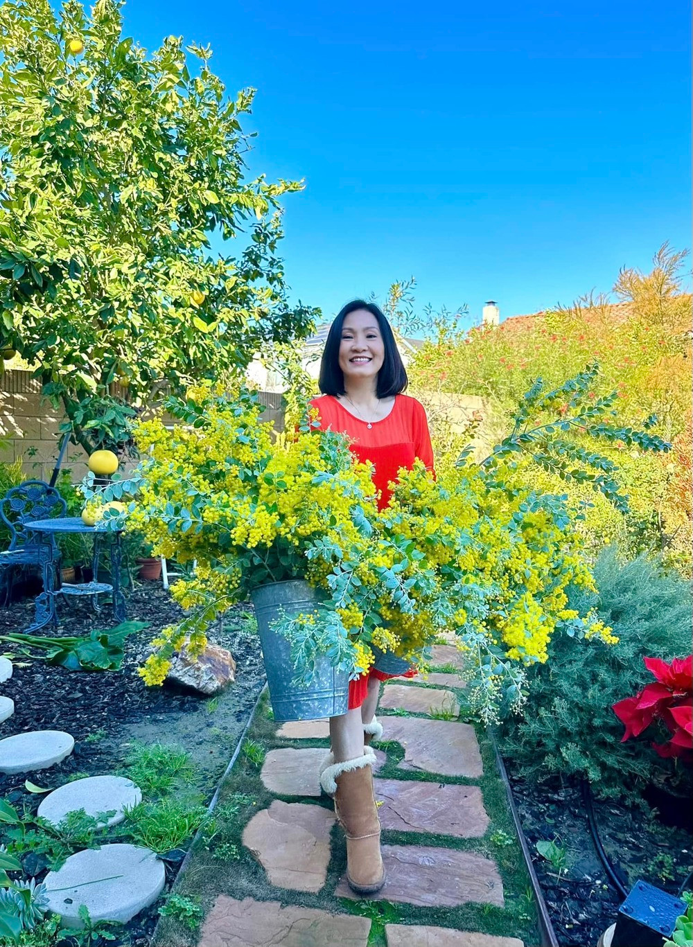 Do đó, khu vườn của Hồng Đào rực rỡ sắc hoa suốt cả 4 mùa. Ảnh: FB Hồng Đào