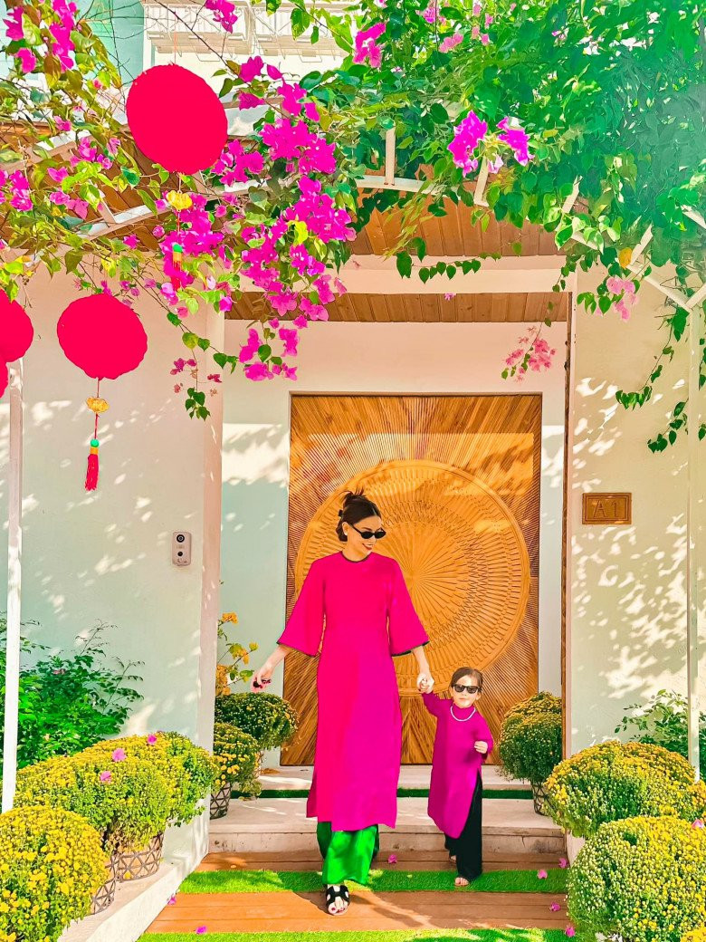 Đây là căn biệt thự "nữ hoàng giải trí" tậu ngay sau khi sinh hai nhóc tỳ Leon và Lisa.