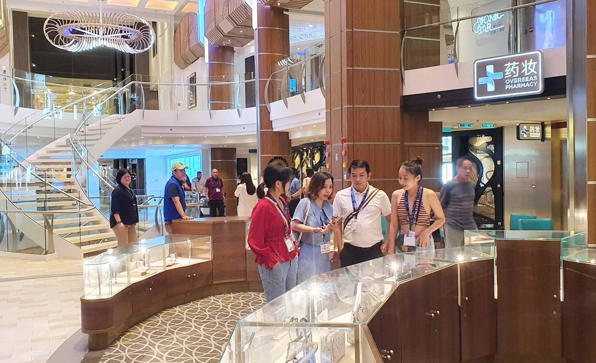 Theo tiết lộ của thuyền trưởng Wu Huimi, năm 2024, Spectrum of the Seas sẽ khởi hành theo hành trình mới kéo dài 12 ngày tới Nha Trang, Huế, Phú Mỹ, và ghé Đài Loan, Nhật Bản. Ảnh: Baodautu