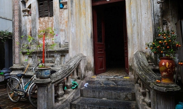 Căn nhà xây hoàn toàn từ nguyên vật liệu cũng như từ bản vẽ của Pháp. Ảnh: Doanhnghieptiepthi