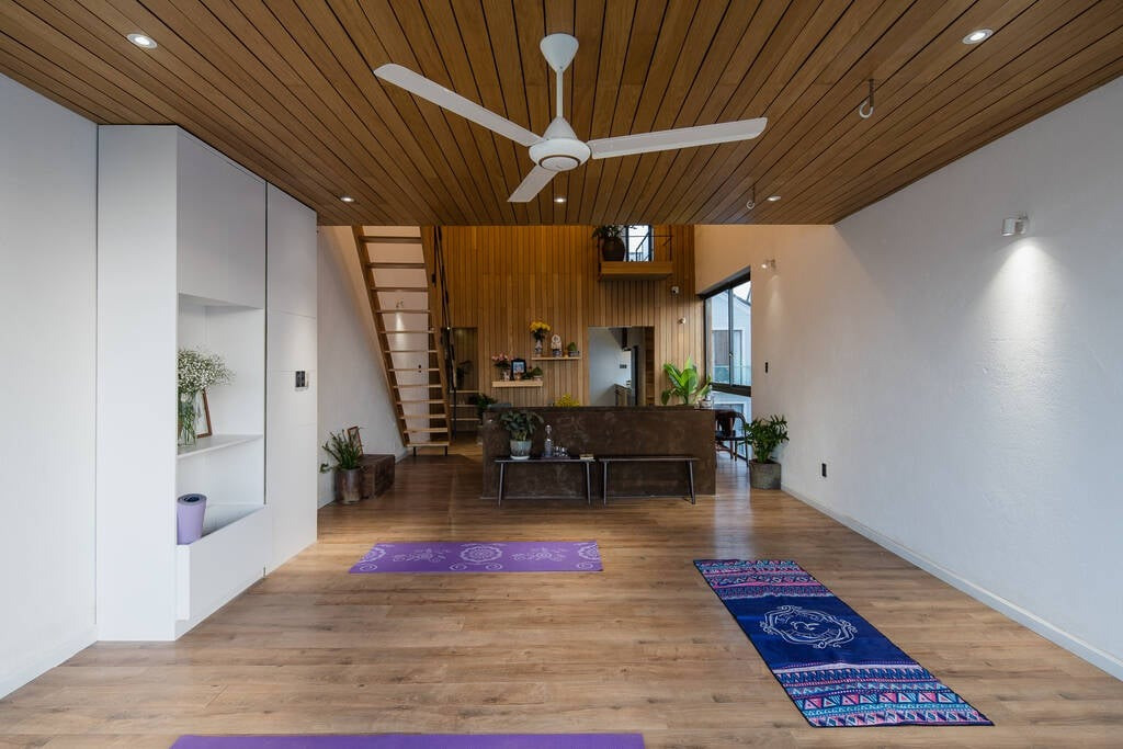 Không gian riêng tư của gia đình bố trí trên tầng 4 và tầng gác mái. Nguồn ảnh: Quang Dam