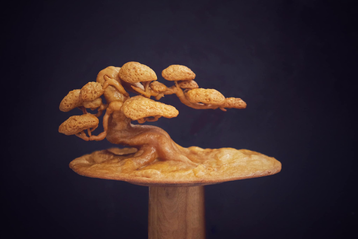 Bánh Trung thu tạo hình cây bonsai độc đáo.