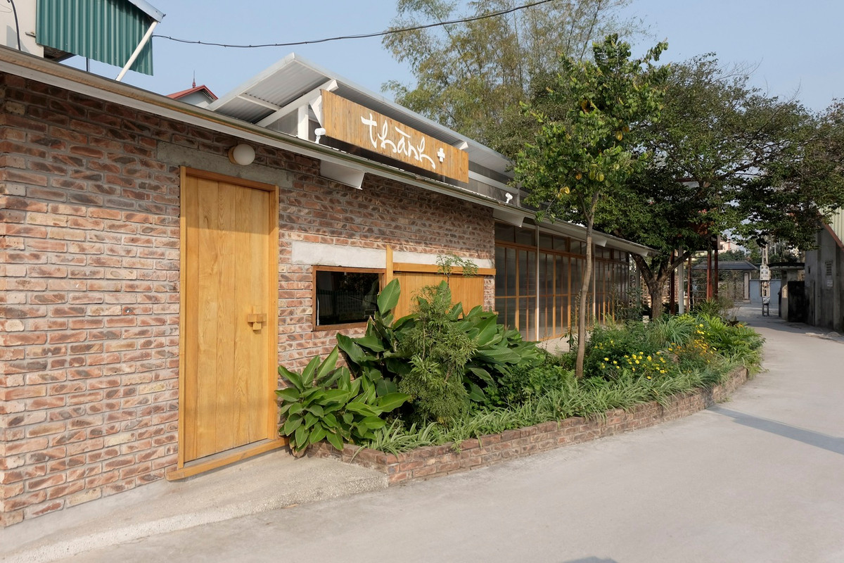 Đây là không gian chung với khu phố, mọi người đều có thể tận hưởng khu vườn này dù có phải là thực khách hay không.