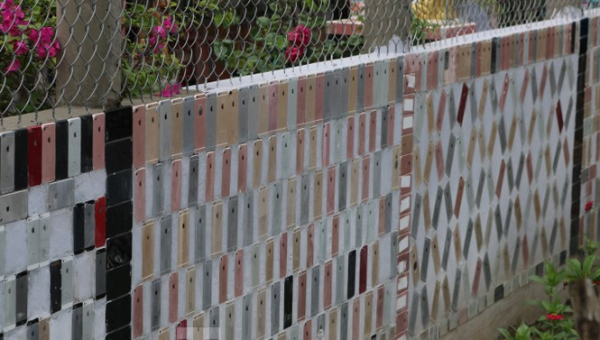 Toàn bộ chi phí xây dựng hàng rào khoảng 250 triệu đồng. Ảnh: Tiền phong