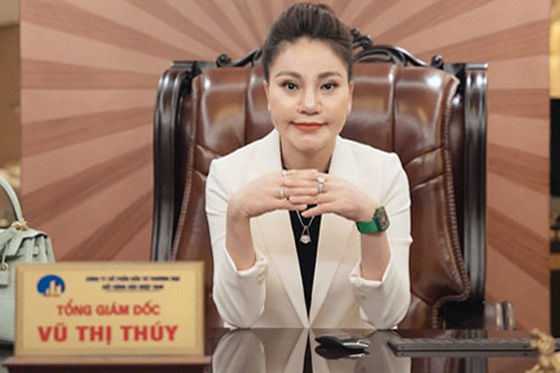 Vợ Khánh Phương và những nữ đại gia vướng vòng lao lý Vo Khanh Phuong va nhung nu dai gia vuong vong lao ly