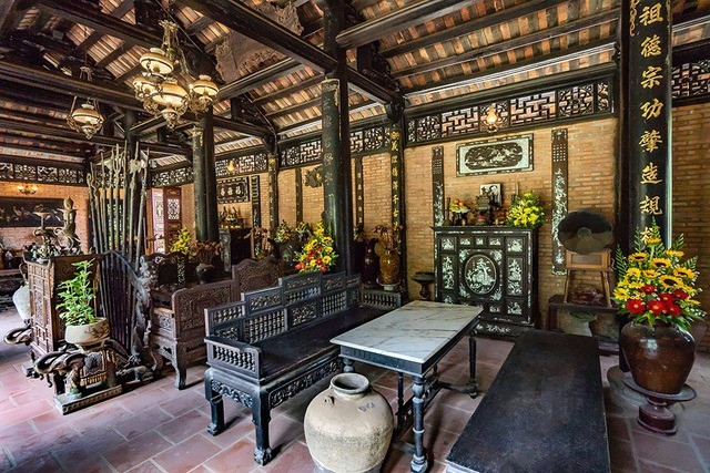 Nội thất không chỉ do nam nghệ sĩ mua mà còn được bạn bè thân thiết tặng. Ảnh: Dân trí